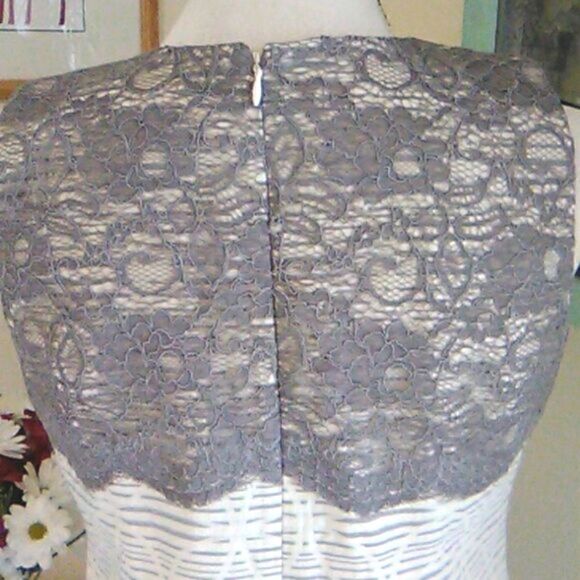 Ann Taylor Loft - Picture 6 of 12